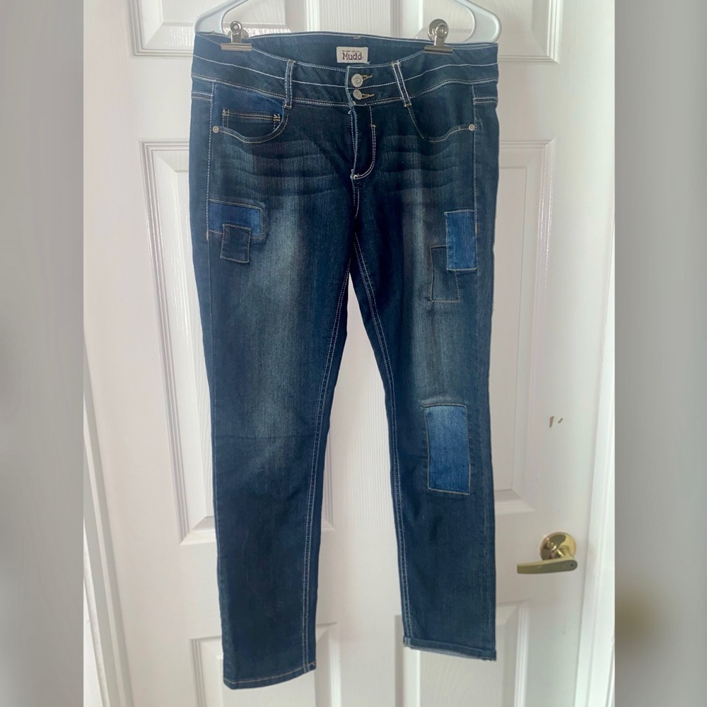 MUDD Skinny Jean